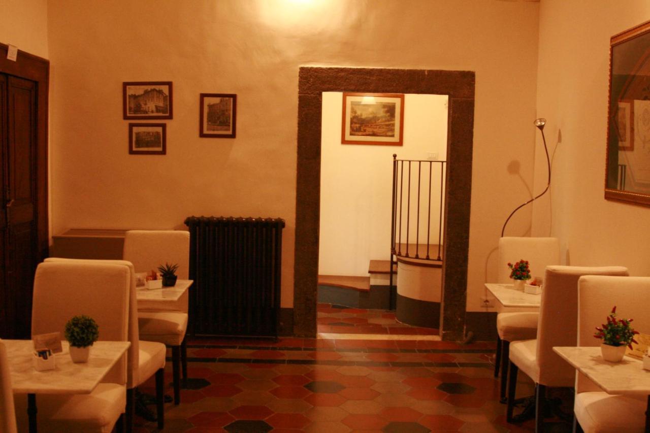 Отель Antico Angelo - Residenza D'Epoca Витербо Экстерьер фото